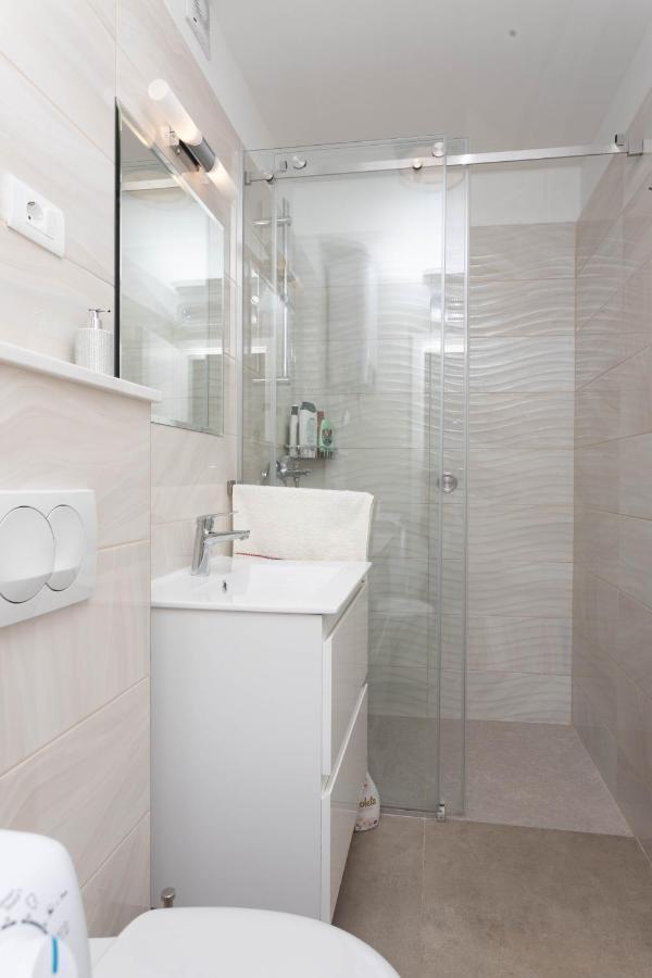 Apartman Marel Zrnovnica Ngoại thất bức ảnh